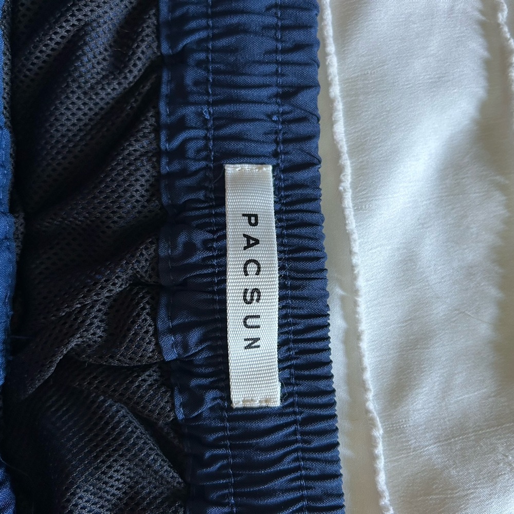 PacSun Navy Cargo Shorts for Men - Size Small - Picture 6 of 8